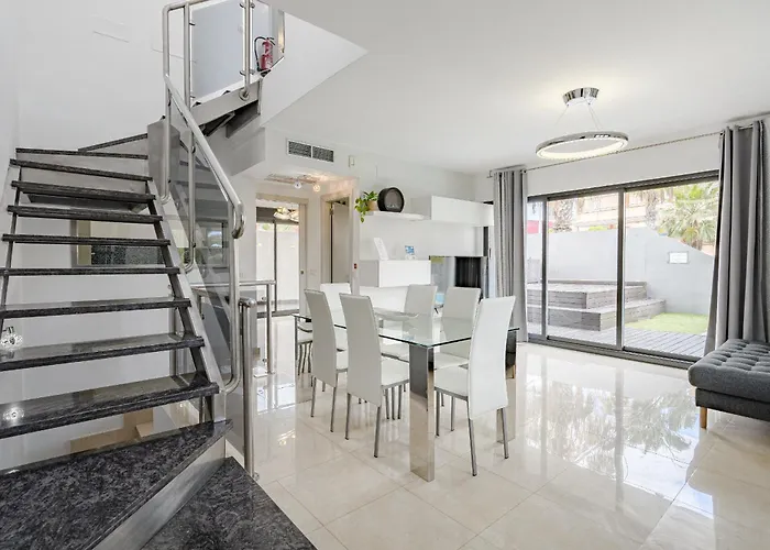 Vila Casa Independiente Con Piscina Privada