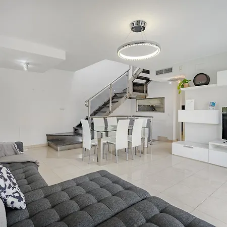 Casa Independiente Con Piscina Privada *